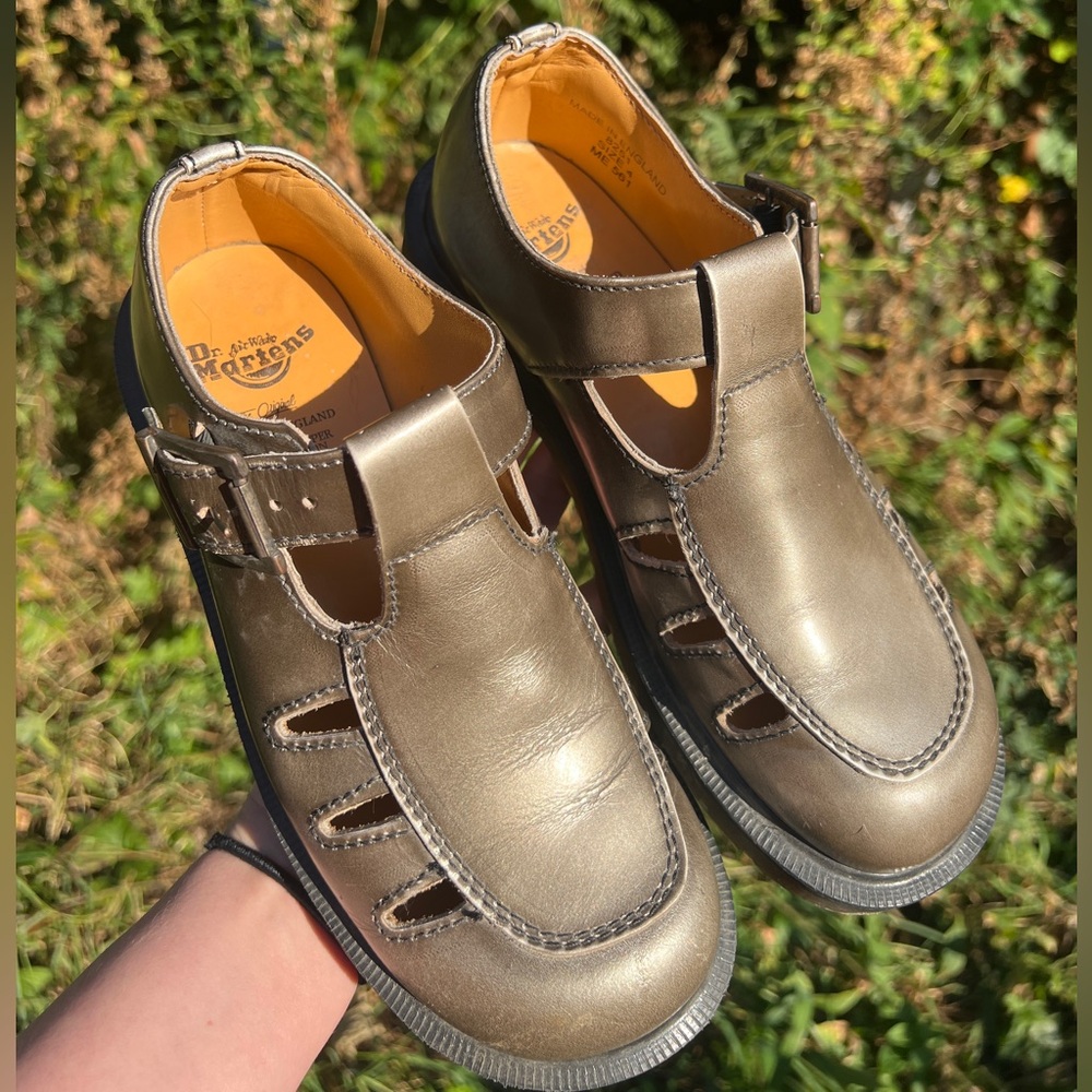 Dr. Martens Mary Jane 8251 Vintage Made in England Size 6 Metallic Sandals